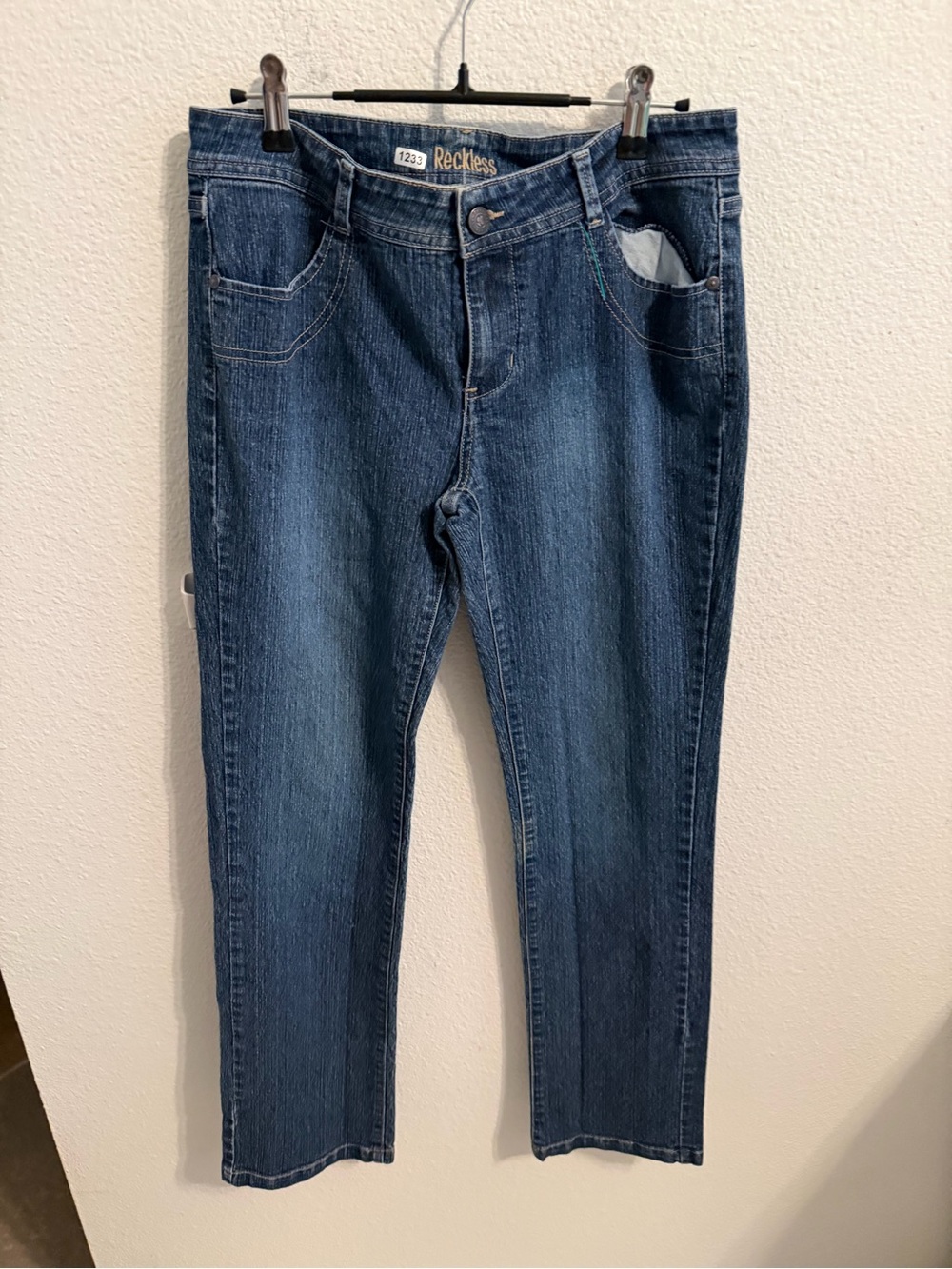 Women’s Mid-Rise Blue Straight-Leg Jeans